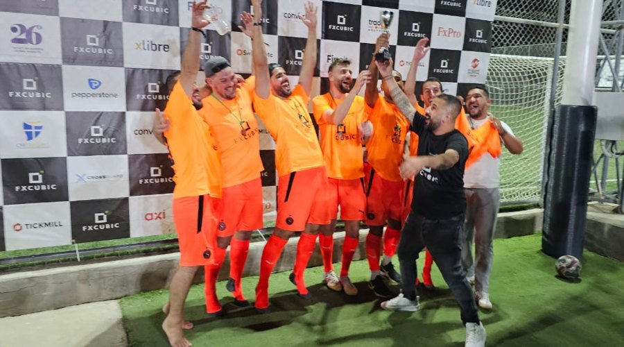 中汽协：上半年中国品牌乘用车销售达927万辆 同比增长25%